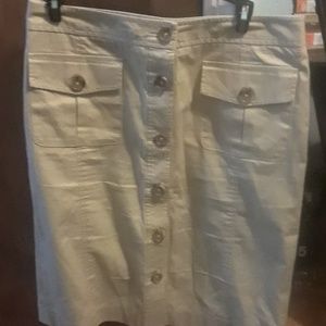 Banana Republic stretch skirt, size 10